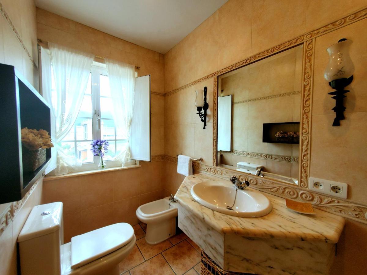 Apartamentos Turisticos Rosa Ribadeo Exteriér fotografie