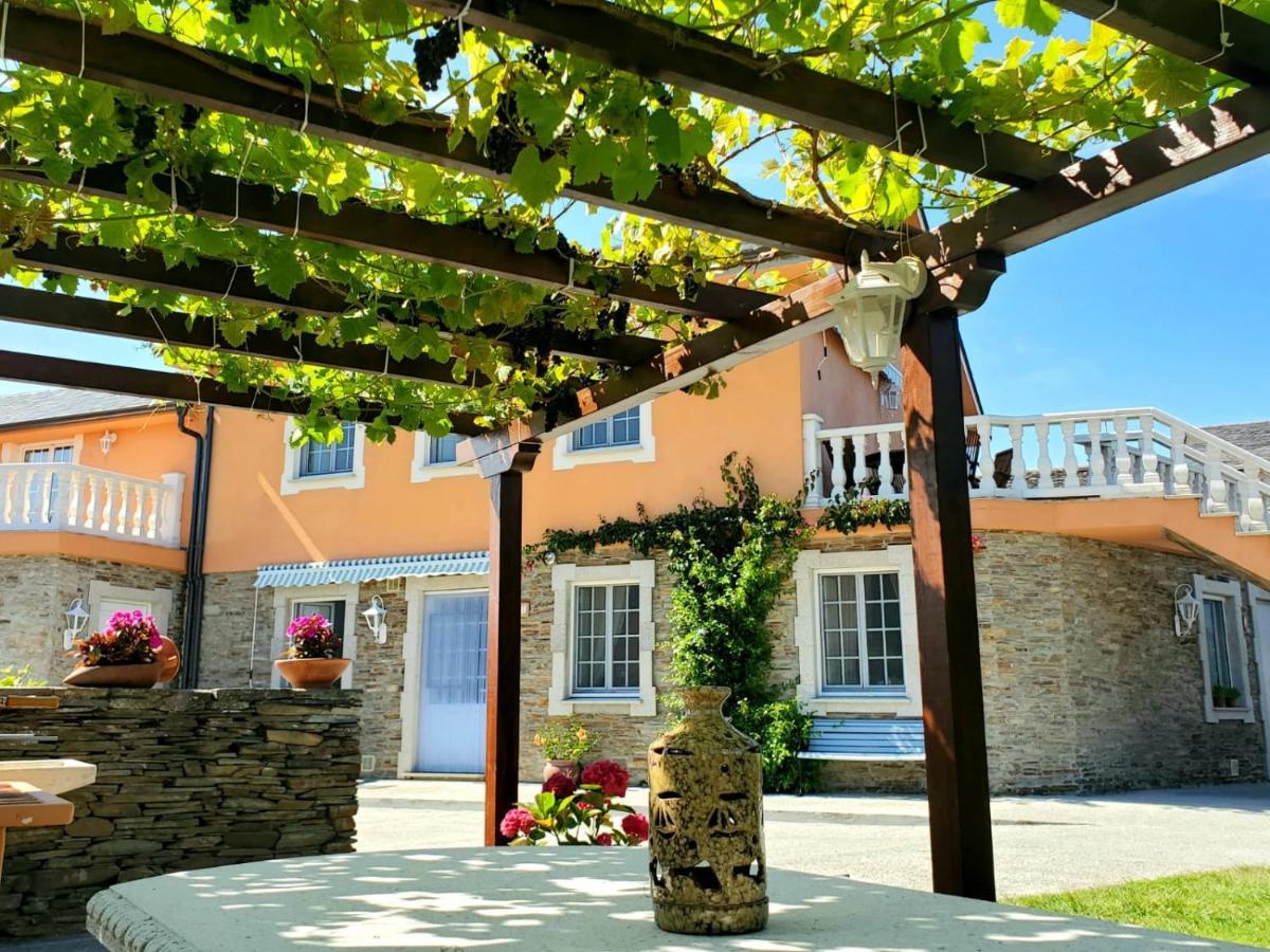Apartamentos Turisticos Rosa Ribadeo Exteriér fotografie
